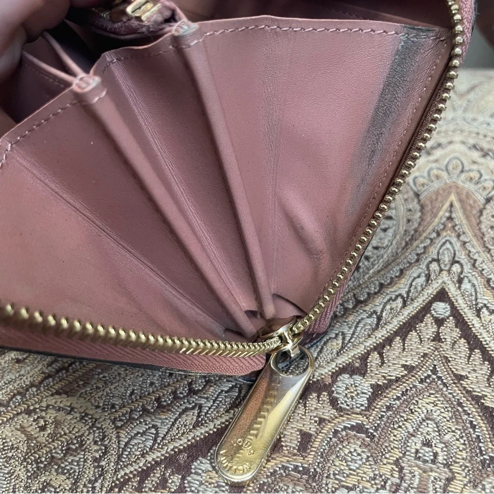 Louis Vuitton Caramel Light Brown Vernis Zip Around Long Wallet Zippy Authentic